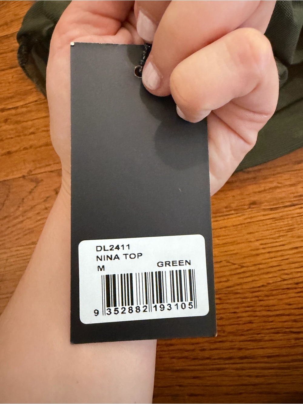 NWT BY.DYLN Nina Top in Olive Green - Picture 4 of 4